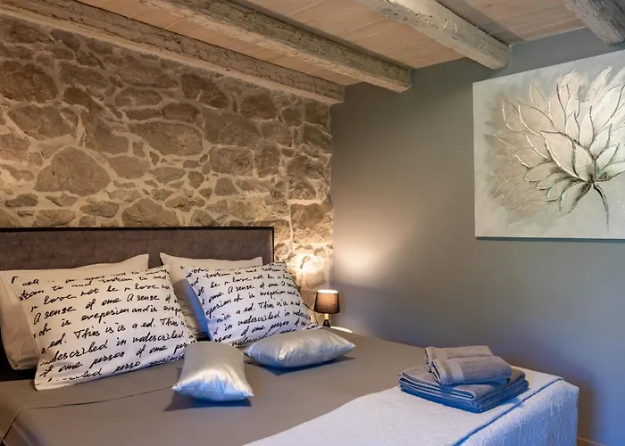 Veselici Villa *