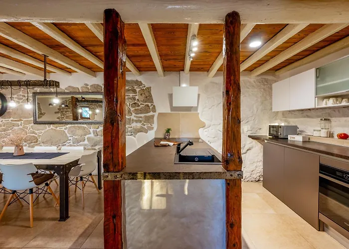 Veselici Villa